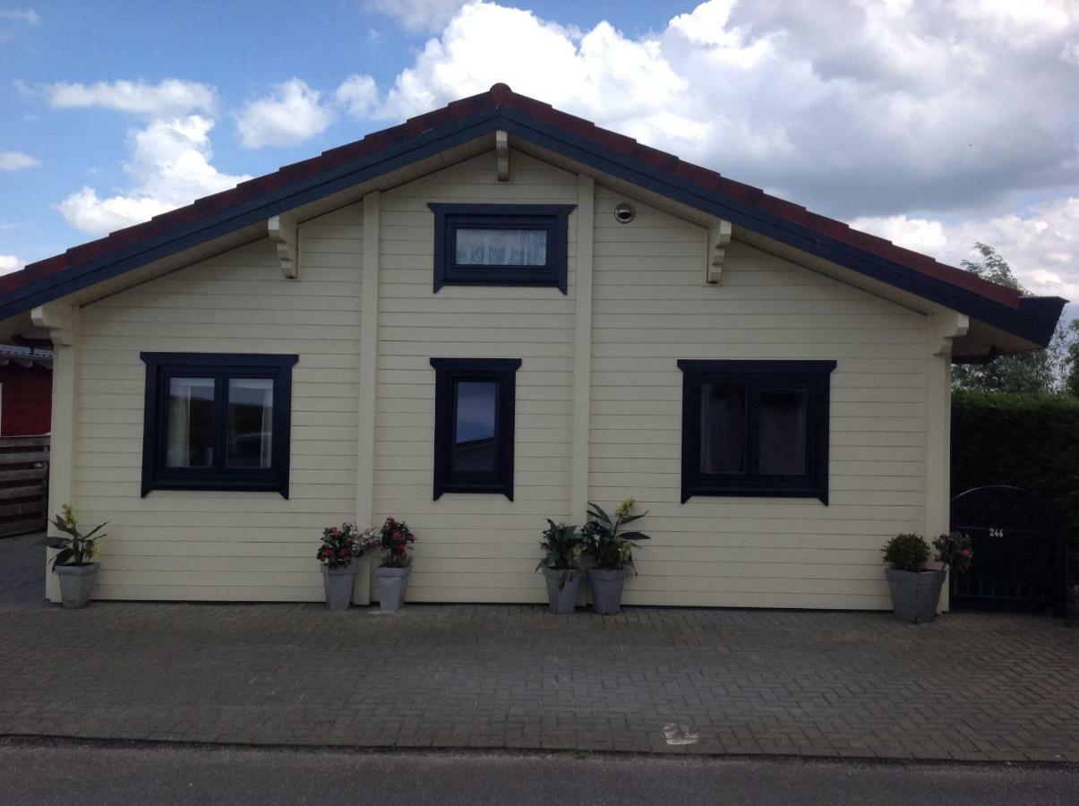 Villa De Kreek - De Krabbenkreek à Sint-Annaland Extérieur photo